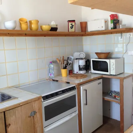 La Goelette * 梅尔·莱斯·拜恩斯